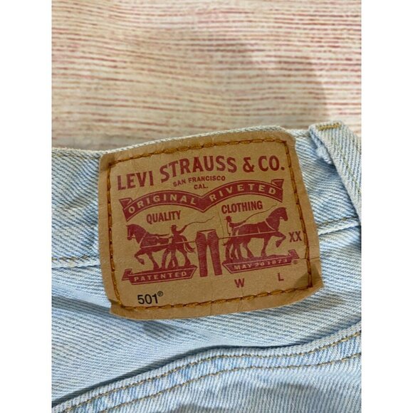 Levi's Women's 501 Blue Denim Raw Hem Festival Shorts - 26 - Picture 9 of 9